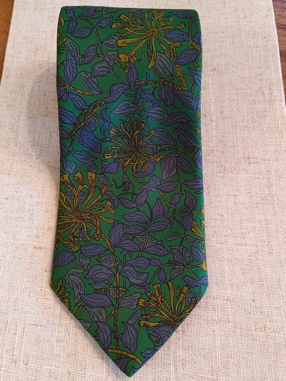 Henry Fox Vintage 100% Silk Floral Tie Made in UK Arts & Crafts Style